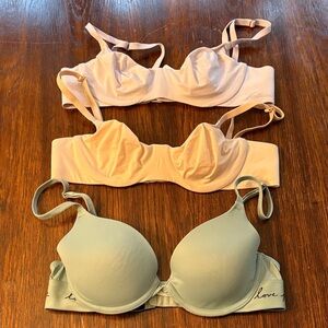 Victoria's Secret Bras 32B